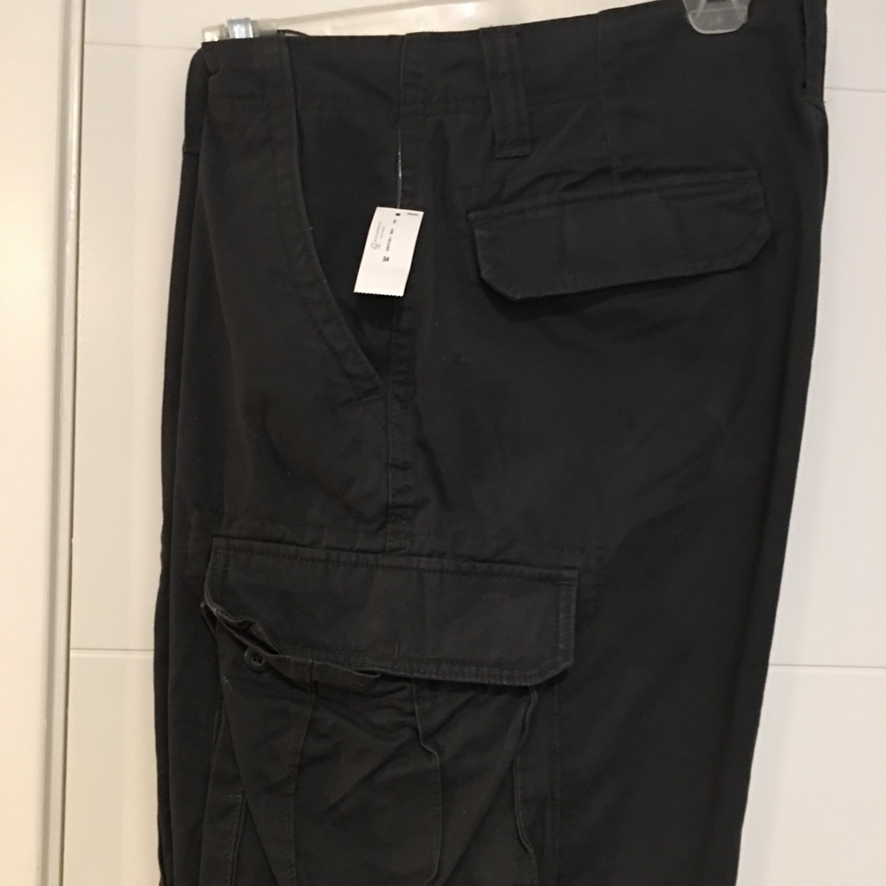 BNWT Old Navy Cargo Shorts!!